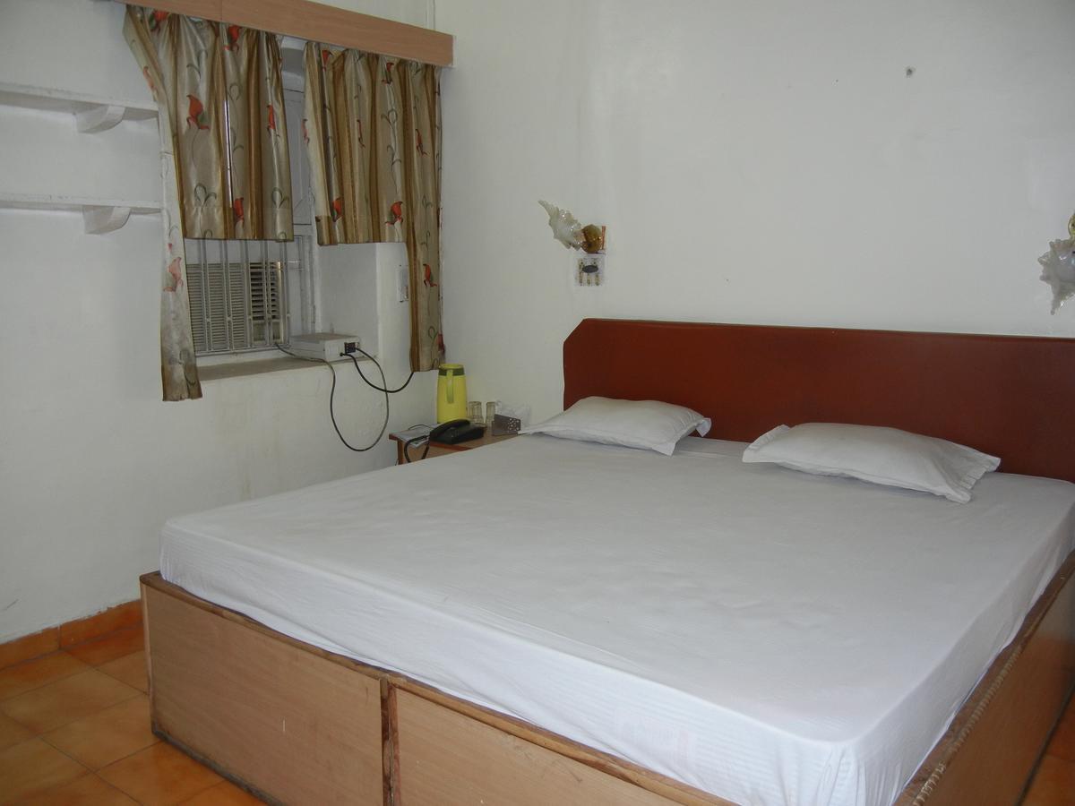 Hotel Grand Barrack Khandwa Exterior foto